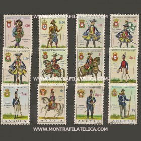1966 - Uniformes do...